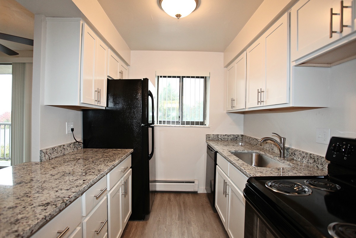 Apartments For Rent In Fairview Park Fairview Village Amenities