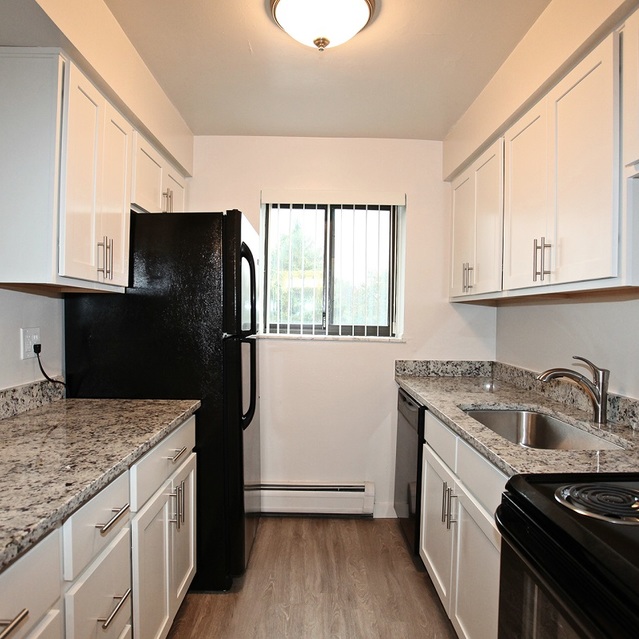 Apartments For Rent In Fairview Park Fairview Village Amenities